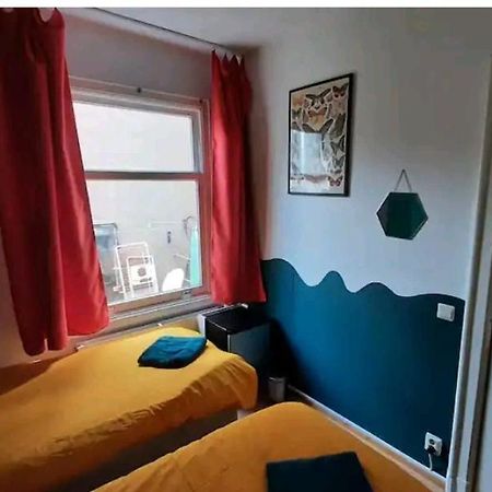 Nicole, Not For Parties, Not A Hotel, Room With Shared Bathroom, No Kitchen Amsterdam Exteriör bild