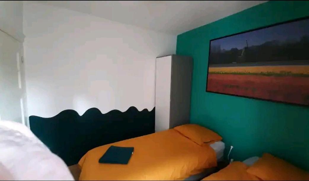 Nicole, Not For Parties, Not A Hotel, Room With Shared Bathroom, No Kitchen Amsterdam Exteriör bild
